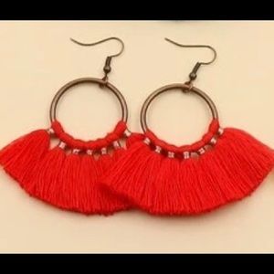 Round drop earrings
